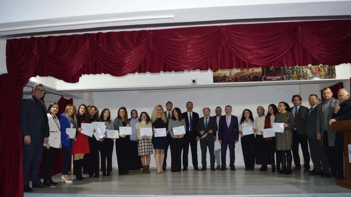 Çerkezköy İlçe Milli Eğitim Müdürlüğü tarafından eTwinning Avrupa Kalite Etiketi Takdim Töreni düzenledi.